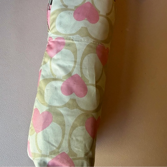 Coach Heart Print Compact Umbrella Pink Signature Folding Travel Umbrella - Picture 2 of 8